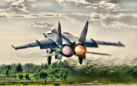 世界航空界传奇——米格25与材料之间的故事