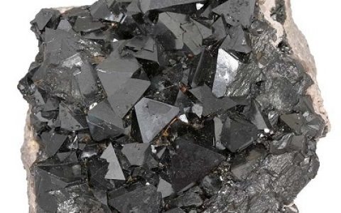 解释神秘的“四维”氧化铁