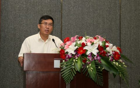 16岁上大学,30岁成博导,他怎样回应Nature Materials的访谈?