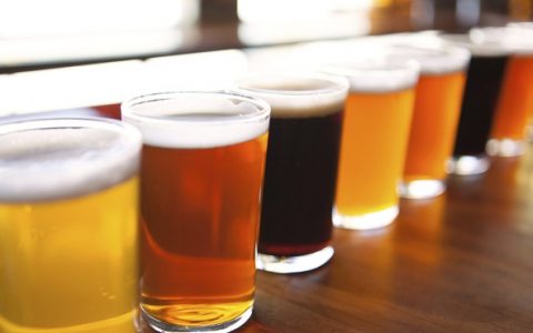 用什么样的“姿势”讨论啤酒会让别人觉得我是学材料的?