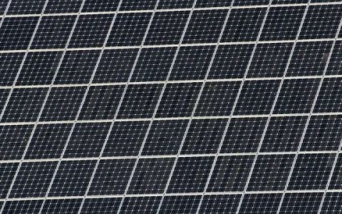 打怪成功!新型无毒溶剂助力钙钛矿型太阳能电池商业化