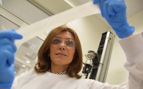 来自大自然的青草 科学家用它做成了超薄避孕套