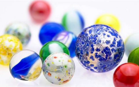 不起眼的玻璃创造大成就