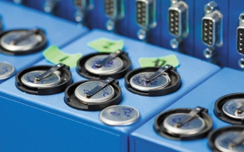 麦立强Nature评述：实时监测电池退化！