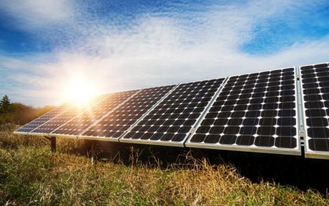 卤素助力太能能电池